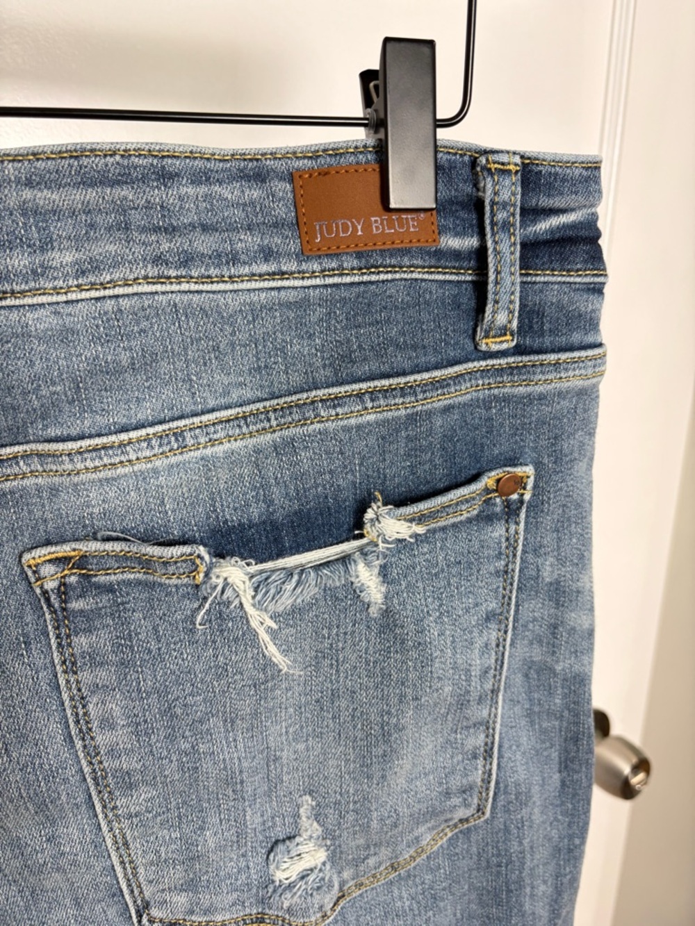 Judy Blue distressed denim shorts - Picture 4 of 16